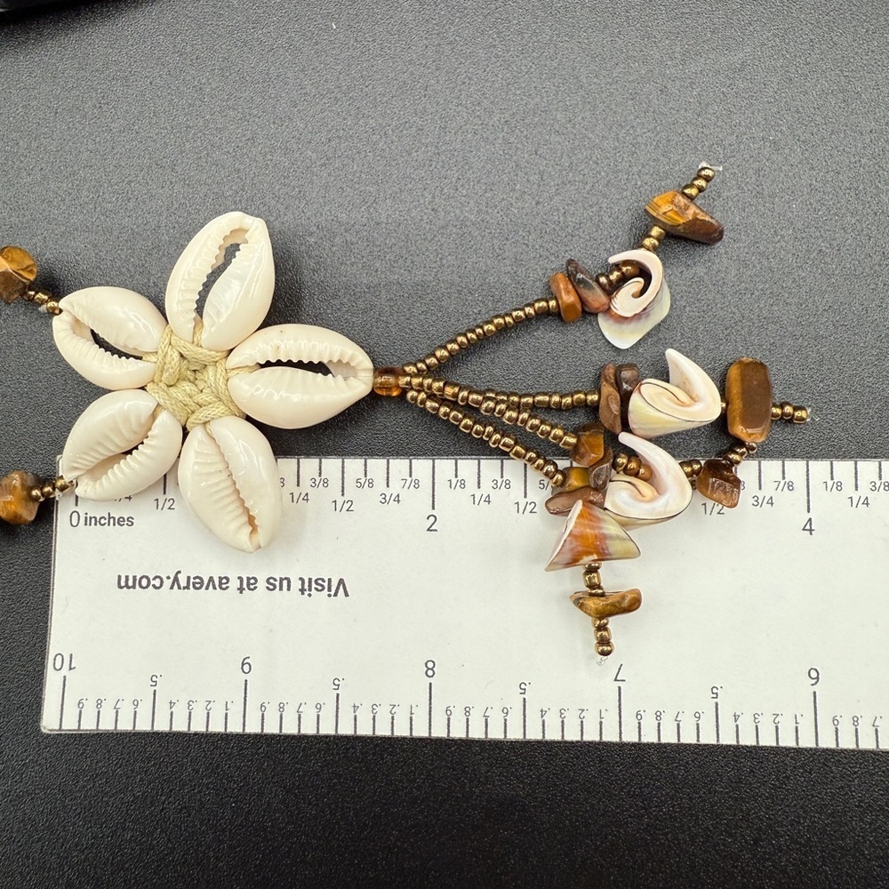 Vintage Shell and Bead Necklace in Brown and Cream - Picture 13 of 17